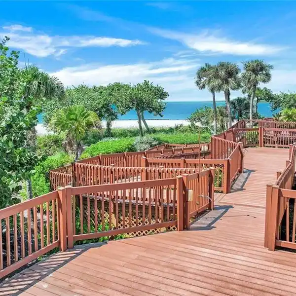 LUXURY BEACHFRONT LIVING
