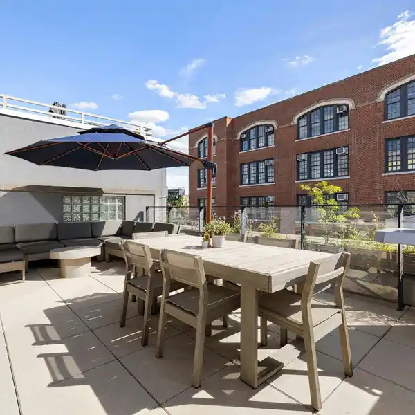 METICULOUSLY RENOVATED CONDO DUPLEX