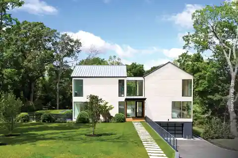 Exquisite New Sag Harbor Construction
