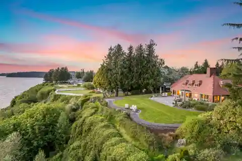 Puget Sound Coastal Oasis