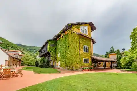 Exclusive Mansion for Sale in Rila