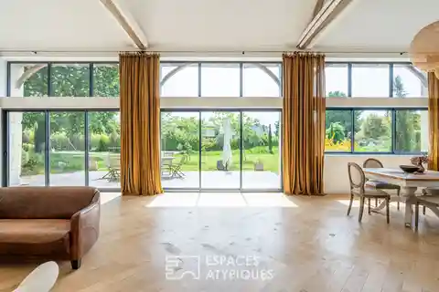 Carefully Renovated Luxury Residence