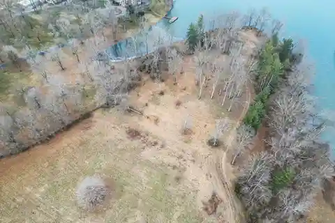 Rare Parcel on Old Hickory Lake