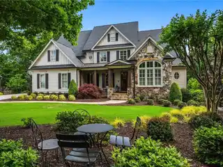 Exceptional Home in Sought-after Oak Grove