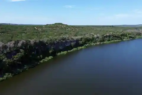 Stunning Land Tract Near Lake Travis