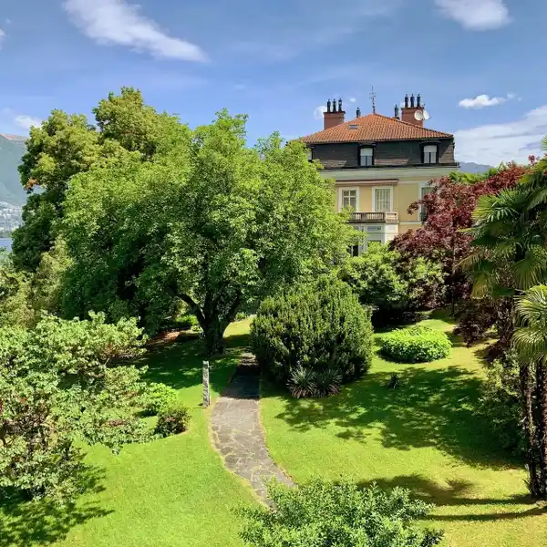 CLASSIC LUXURY PROPERTY ON LAKE MAGGIORE