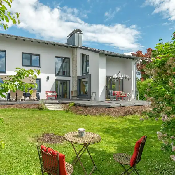 EXTENSIVELY RENOVATED HOME WITH GRANNY APARTMENT