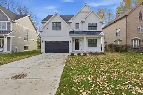 Luxury Finishes with Premiere Amenities