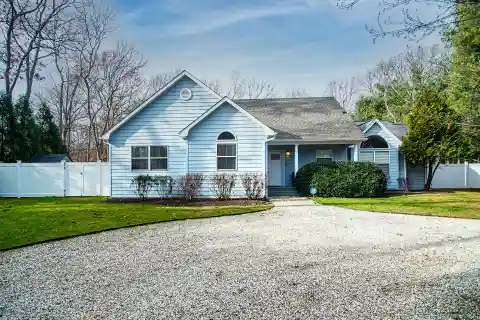 Three Bedroom Rental on a Private Wooded Lot