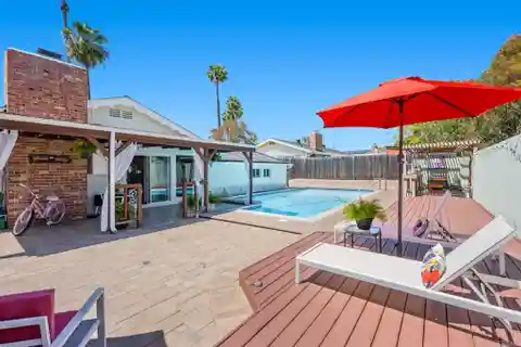 Beautifully Updated Pool Home in Clairemont West