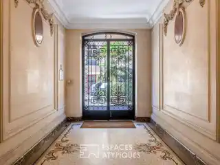 Flexible Space in an Elegant Building