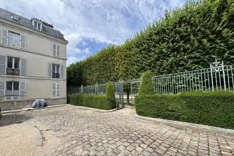Spacious Home in Superb Private Mansion