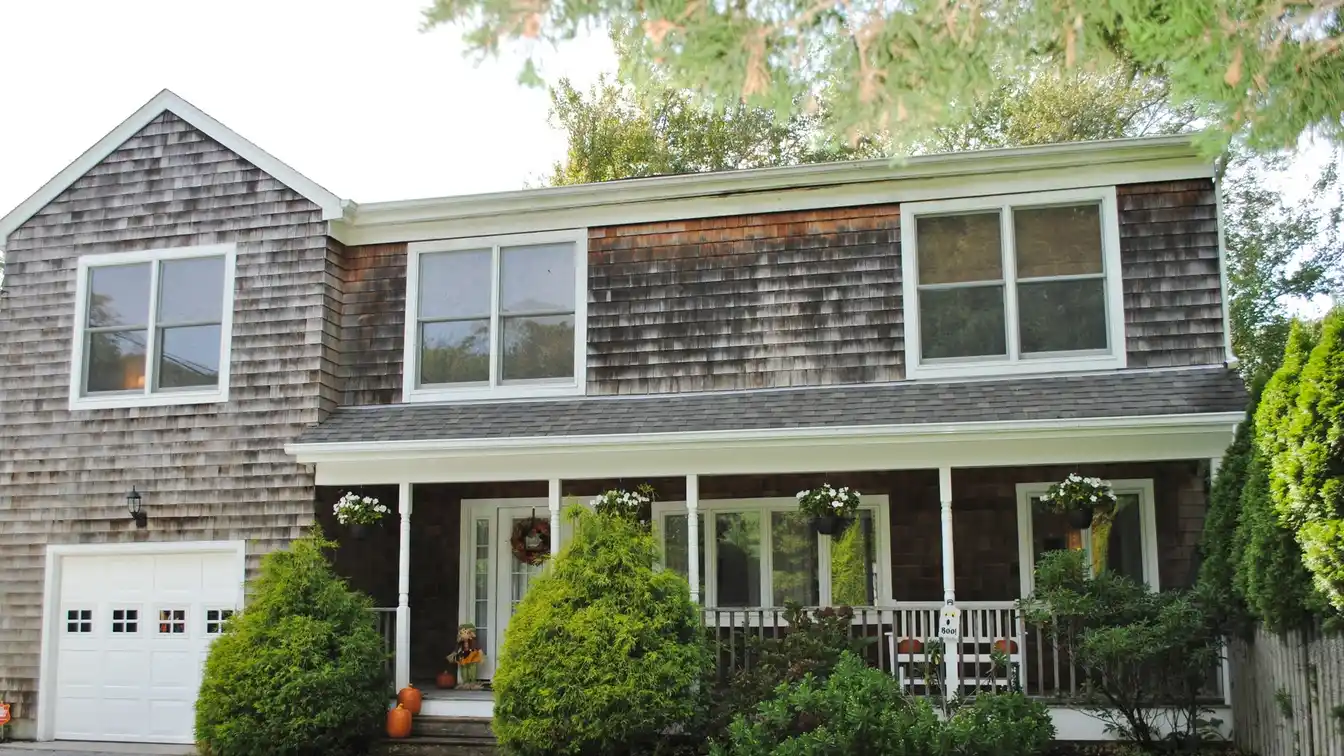 Immaculate Colonial Home