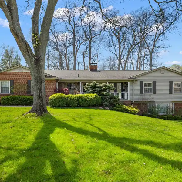 WELL-MAINTAINED TURNKEY HOME ON A SCENIC LOT