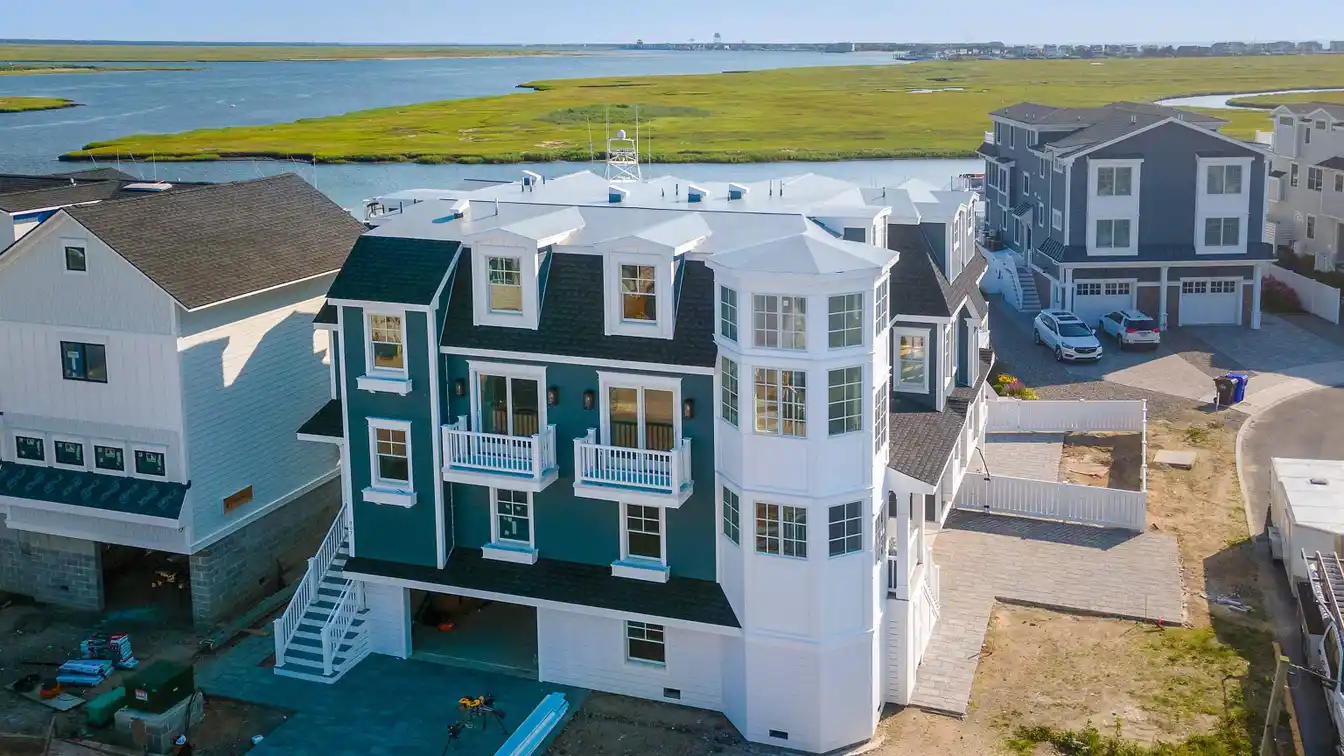 Unique Bayfront Townhome