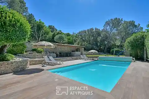 Fully Renovated Home Blending Elegance and Comfort