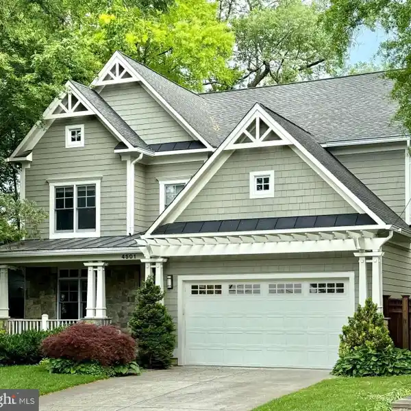FABULOUS QUAD LEVEL CRAFTSMAN-STYLE HOME