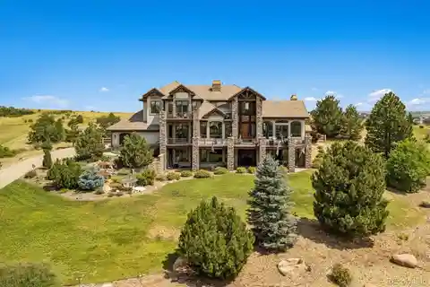 Elevated Luxury Residence with Inspiring Views