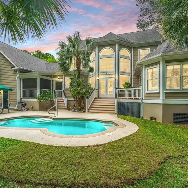CHARMING SOUTHERN LIVING CUSTOM HOME IN GRASSY CREEK