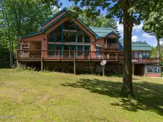 Custom Residence Atop 43 Secluded Mountain Acres