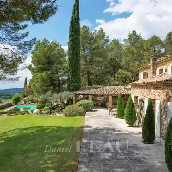 TRANQUIL VILLA WITH PANORAMIC VIEWS