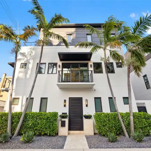 ONE-OF-A-KIND ARCHITECTURAL MASTERPIECE