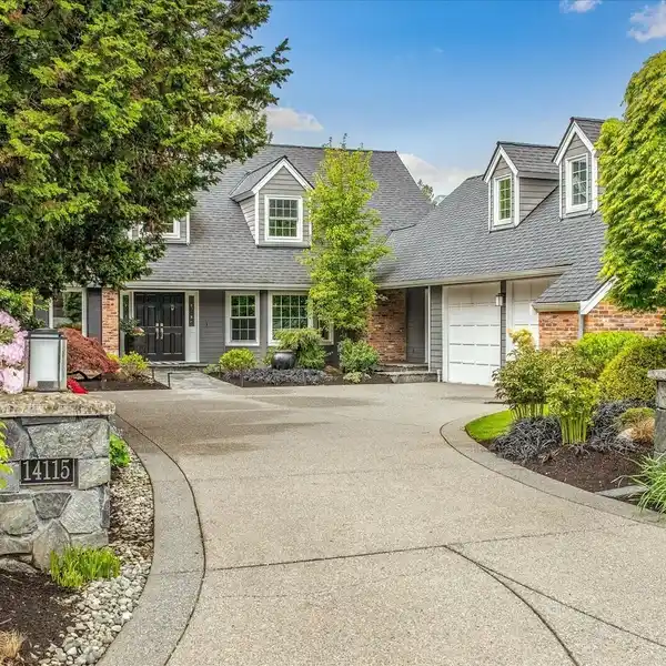 SPECTACULARLY REMODELED CUSTOM HOME