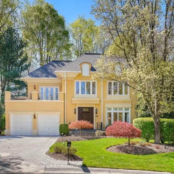 FRENCHMAN'S CREEK ELEGANCE IN TOTAL PRIVACY
