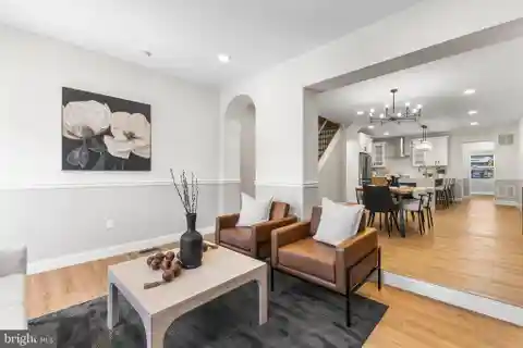 Modern Renovation with 4 Full Bathrooms