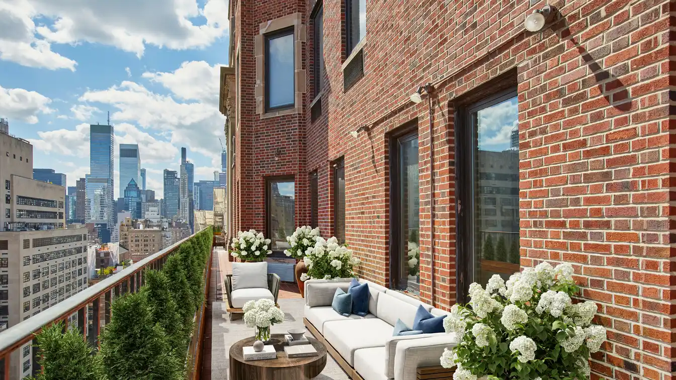 Exceptional Terrace Residence in Candela's Prestigious Park Avenue Building