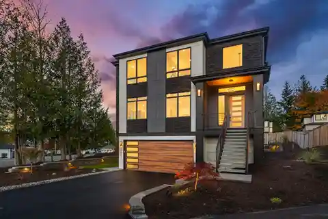 Marvelous Luxury Home with Scenic Views and Designer Touches