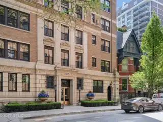 High-floor Vintage Gem with Modern Touches