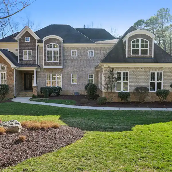 RESEARCH TRIANGLE, NC. PRIVACY, PRESTIGE & PRICE DROP—WINDFALL LUXURY