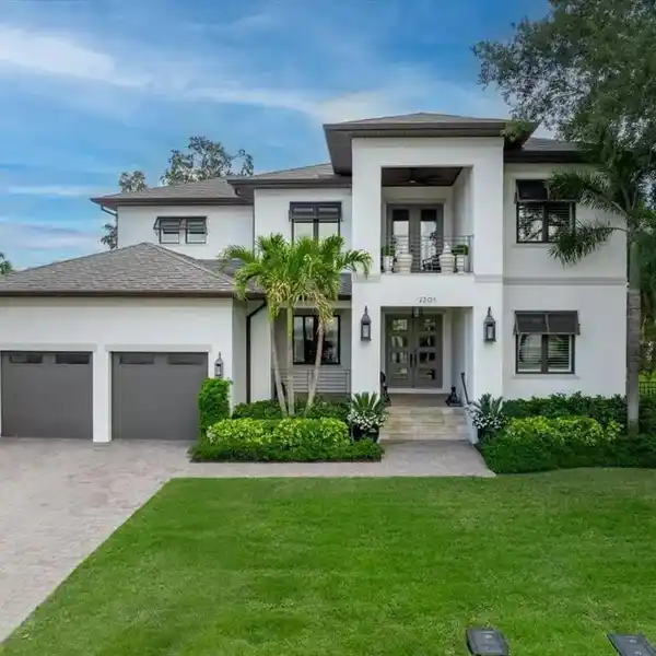 TRULY UNIQUE SOUTH TAMPA ESTATE