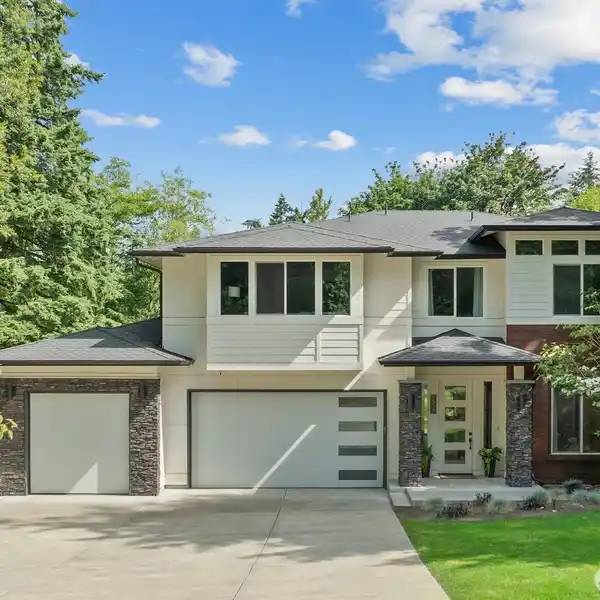 BEAUTIFUL BUILDERS PERSONAL HOME