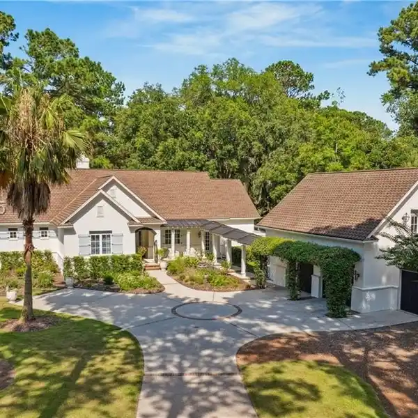 BEAUTIFULLY UPDATED HOME WITH FAIRWAY VIEWS
