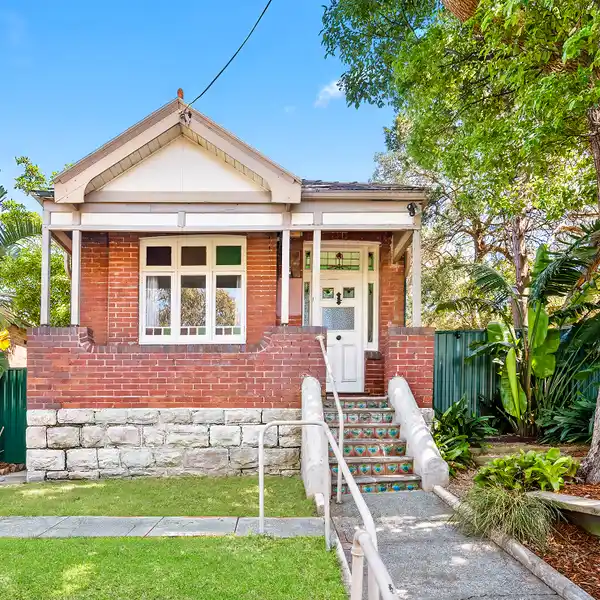 TIMELESS CHARM WITH ELEVATED LIGHT-FILLED SPACES