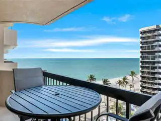 Spectacular Condo Overlooking the Gulf