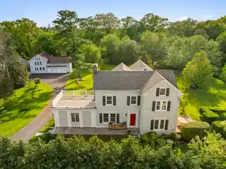 Elegant Farmhouse Retreat with Studio Barn