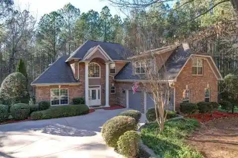 Spacious Home in a Private Upscale Community