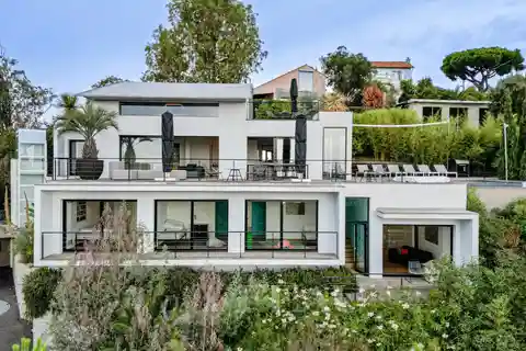 Gorgeous Home with Incredible Views