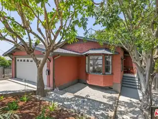 Charming Craftsman in Angelino Heights