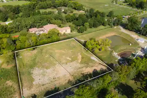 Large Property with Incredible Potential