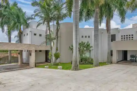 The Selenite Home in Belén