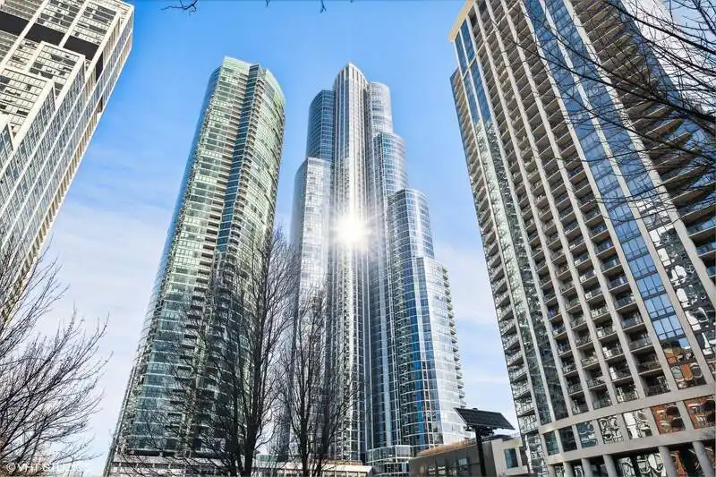 Sophisticated Living with Incredible Views