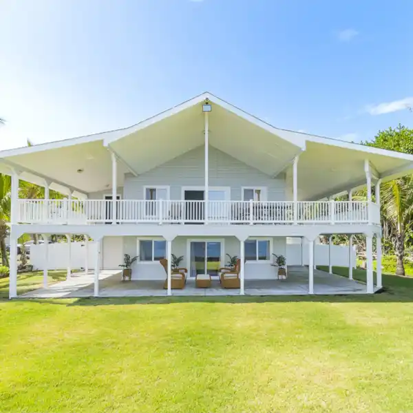 OCEANFRONT PROPERTY WITH MAJESTIC WATER VIEW