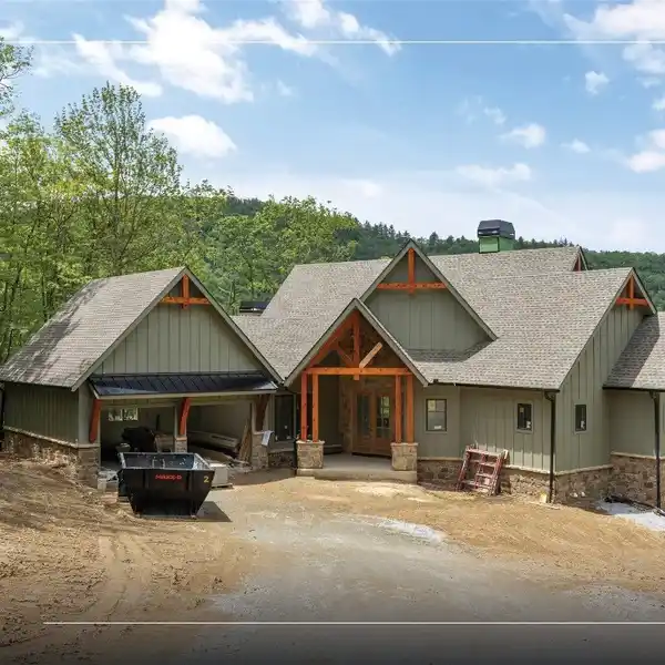 NEW CUSTOM CONSTRUCTION IN CEDAR HILL