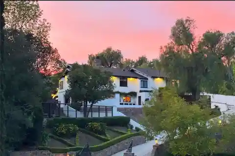 Stunning Estate in Equestrian Hills