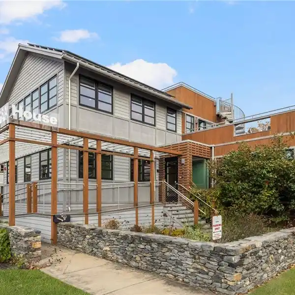 UNIQUE OPPORTUNITY FOR RESIDENTIAL PROPERTY IN DOWNTOWN JAMESTOWN