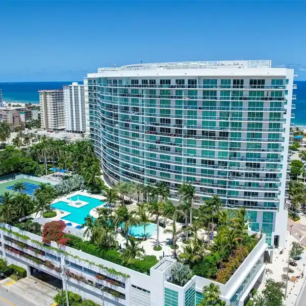 COASTAL LUXURY CONDO WITH RESORT-STYLE AMENITIES